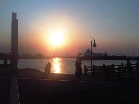 ancol-makin-malam