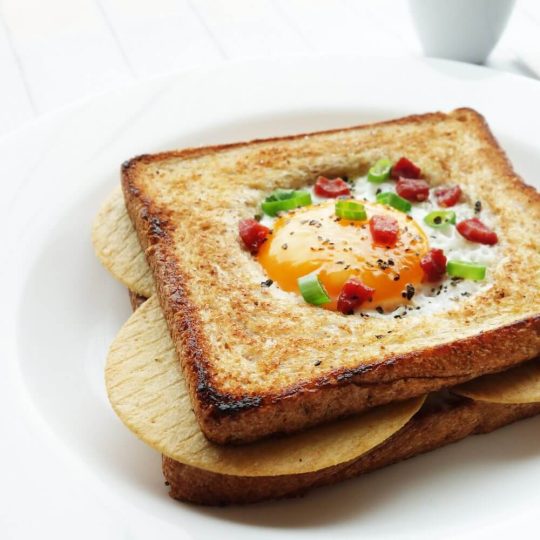 Egg-Stra