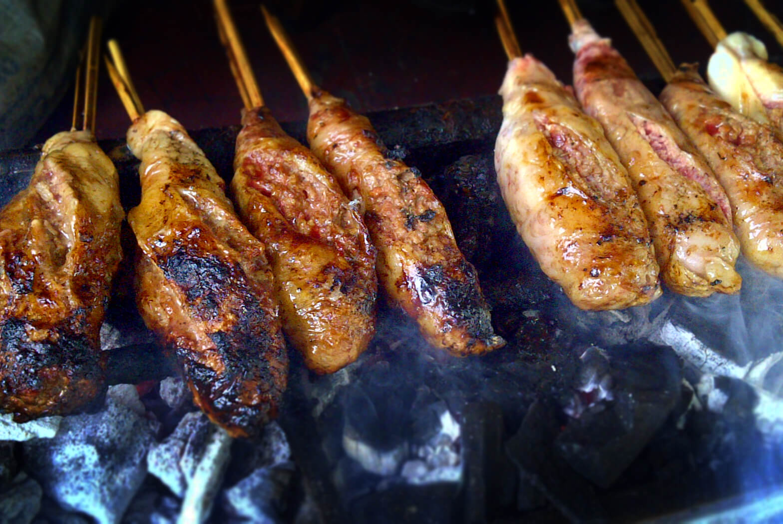Mengenal Sate, Warisan Kuliner Indonesia - Tays Bakers