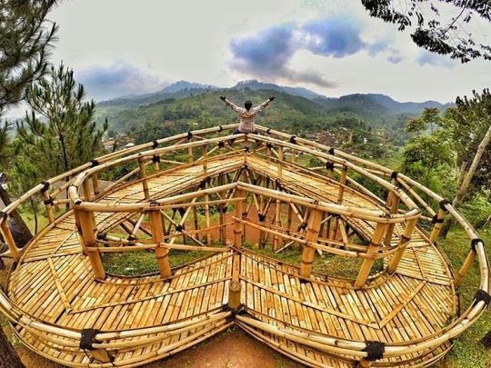 jembatan cinta