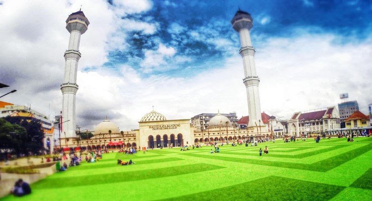 mesjid agung bandung