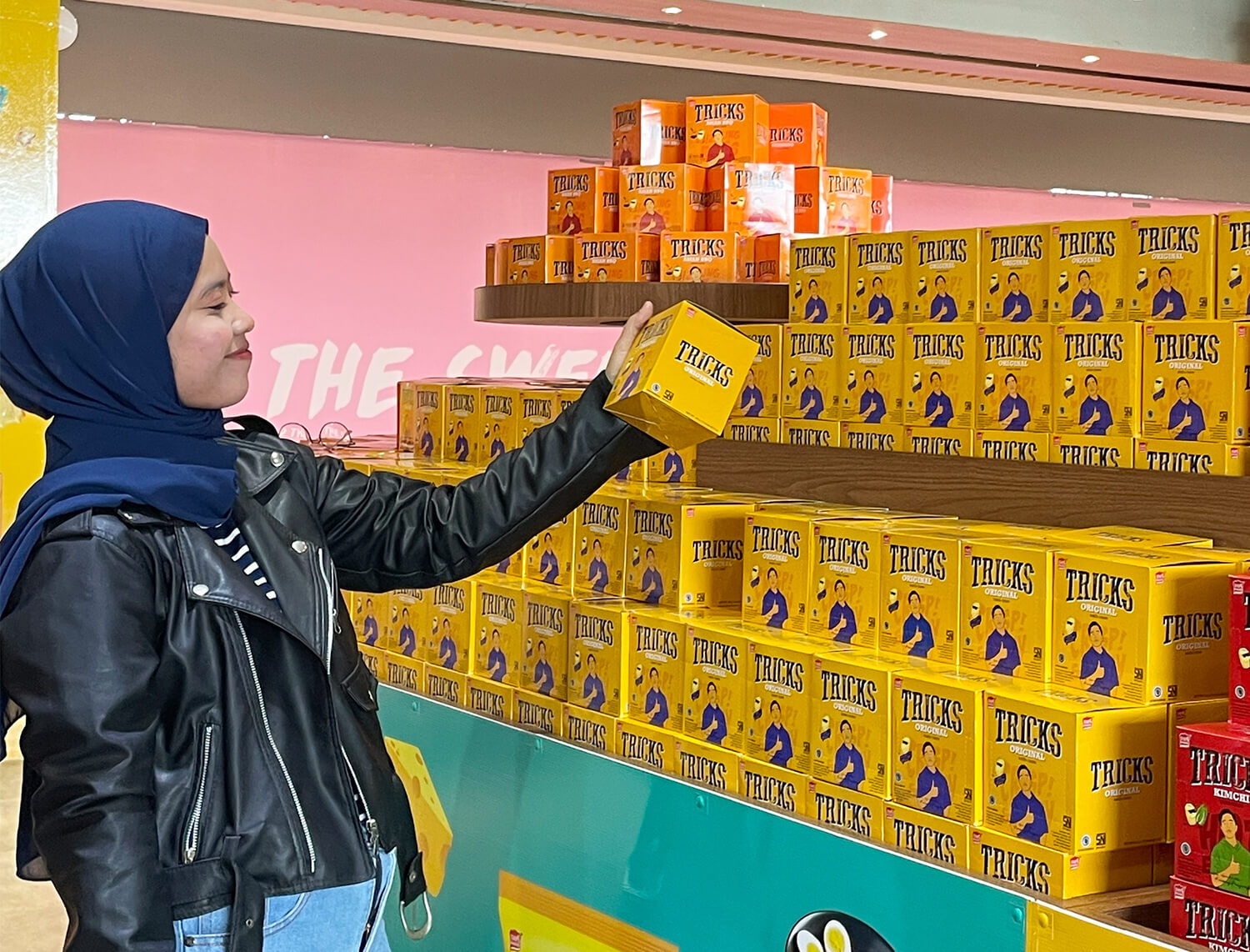 Tays Bakers berkolaborasi dengan Mixio Holdings, perusahaan asal Jepang yang bergerak di bidang produksi dan penjualan makanan ringan. Tays Bakers berkolaborasi dengan Mixio Holdings, perusahaan asal Jepang yang bergerak di bidang produksi dan penjualan makanan ringan.